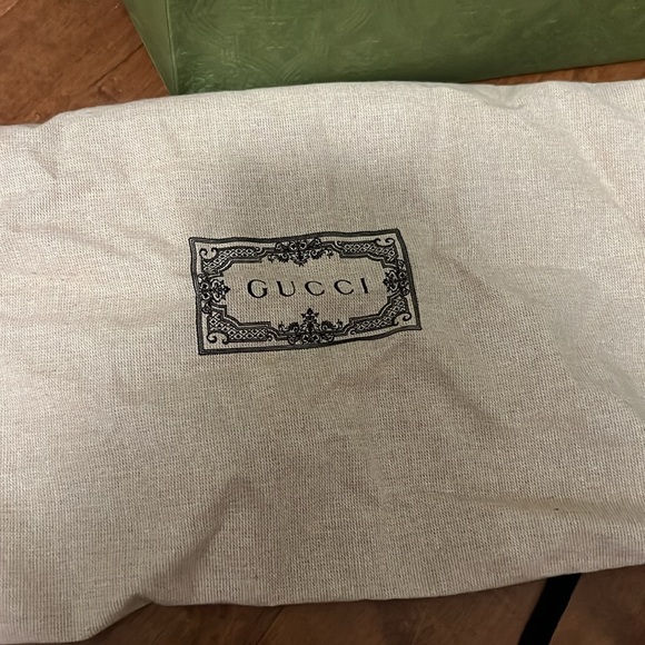 Full set Gucci hat. - Picture 7 of 7